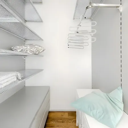 Apartmán Days - One-bedroom With Workspace And Imac In Vinohrady Praha