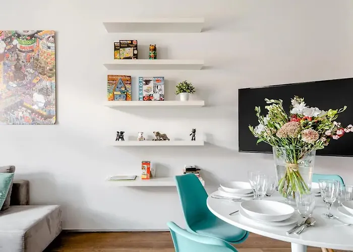 Days - One-bedroom With Workspace And Imac In Vinohrady
