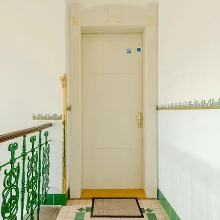 Days - One-bedroom With Workspace And Imac In Vinohrady * Prag